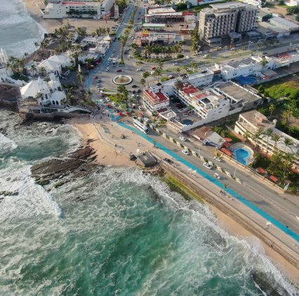 Vista aerea del Paceo del Centenario en Mazatlan